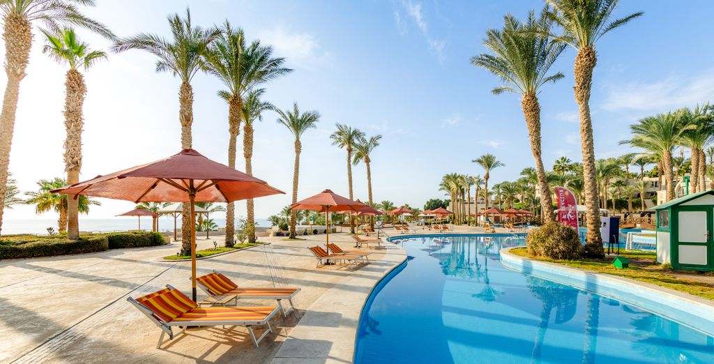 Grand Rotana Resort & Spa 5*