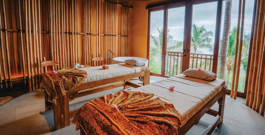 Dusit Thani Laguna Singapore 5*, Kappa Senses Ubud 5*, Kalandara Resort Lombok 5* e The Elysian Villas Resort 5*