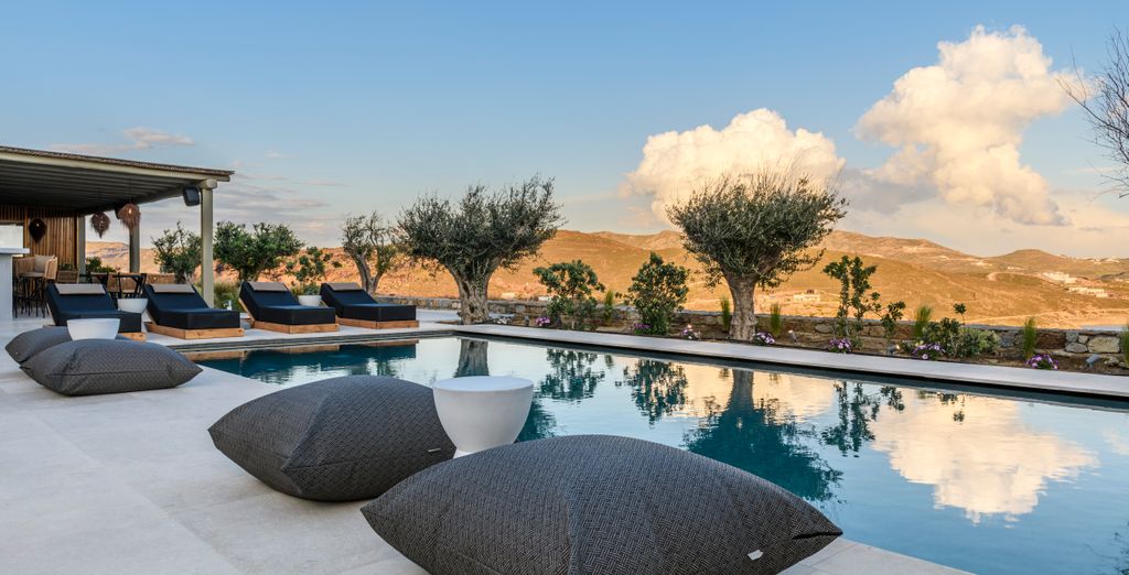 Panormos Bay Suites 