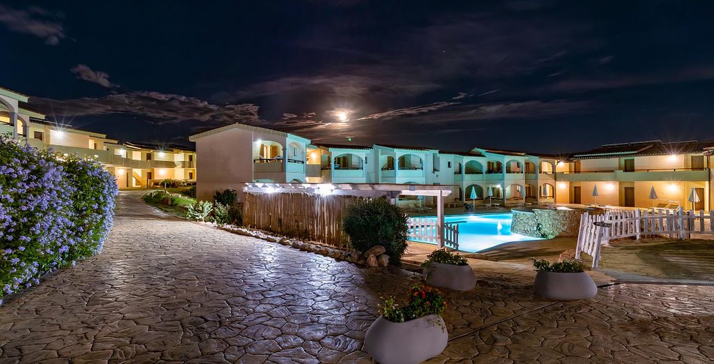 Mimose Beach Village 4*