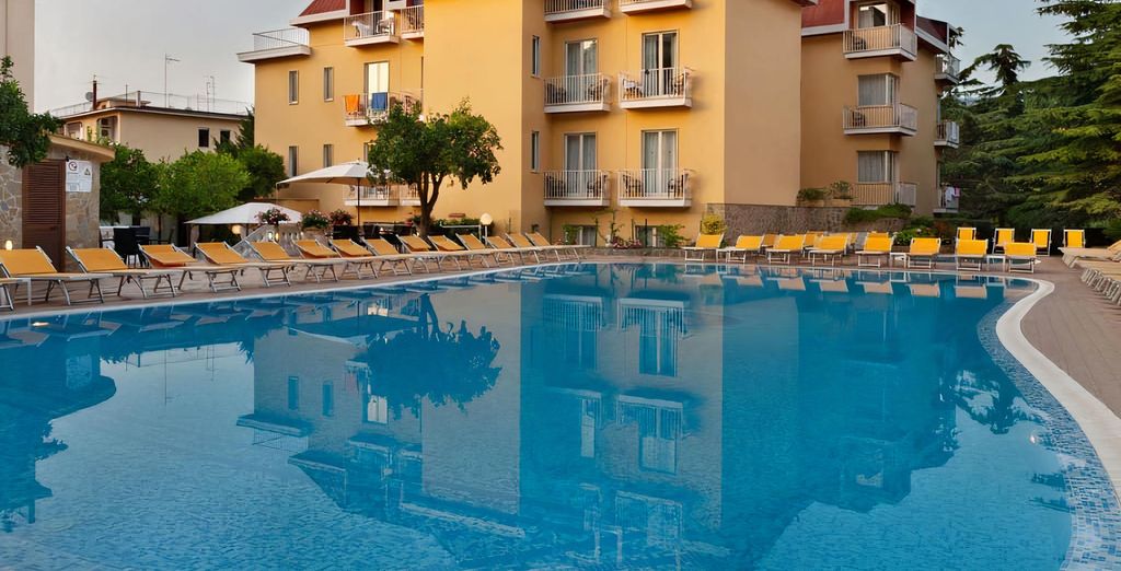 Circuito en libertad: Sorrento 4* con excursiones incluidas