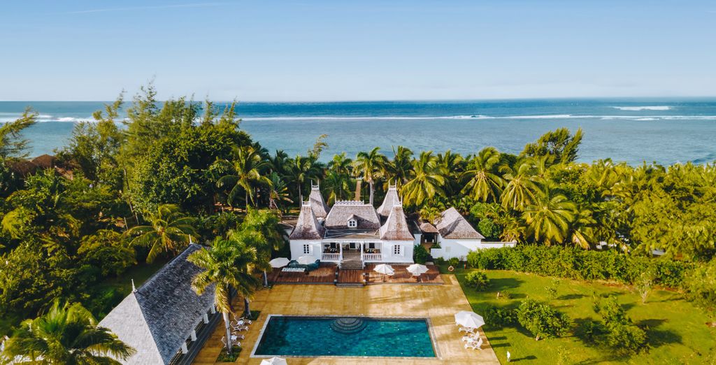 Outrigger Mauritius Beach Resort 4*S