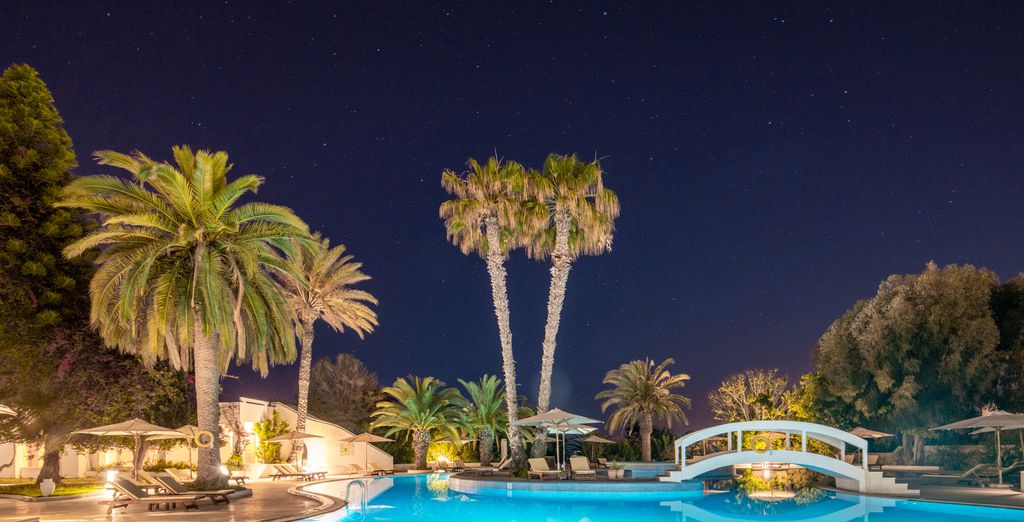 Hotel Sol Azur Beach 4*