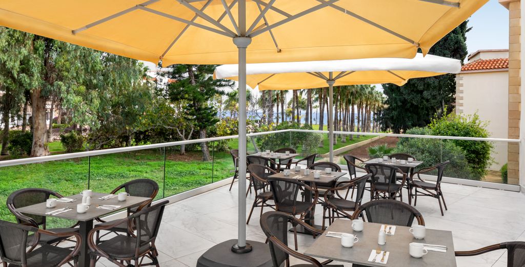 Ramada Hotel & Suites 4* by Wyndham Ayia Napa