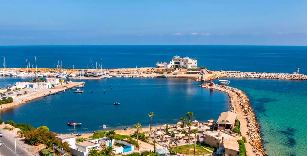 Blue Beach Club & Spa 4*