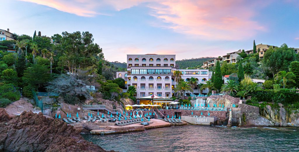 Tiara Miramar Beach Hotel & Spa 5*