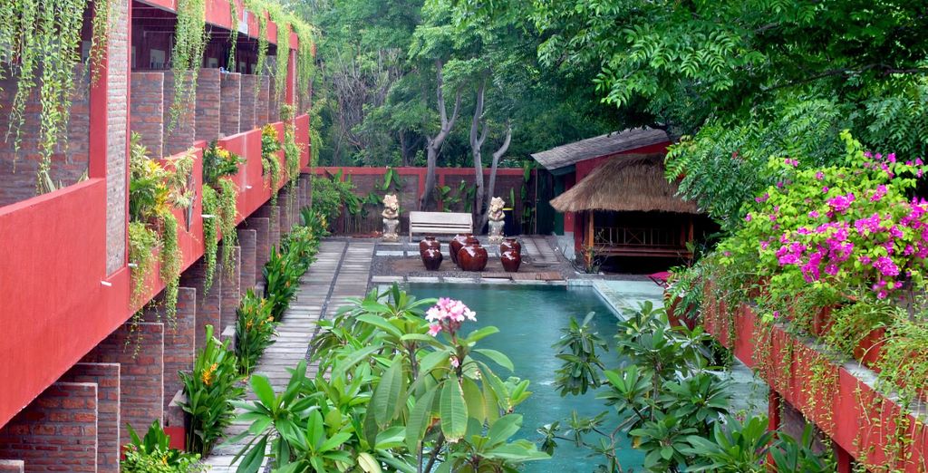 Combinato: Royal Casa Ganesha Ubud 4*, PinkCoco Gili Trawangan - Adults Only e Hotel Nikko Bali Benoa Beach 5*