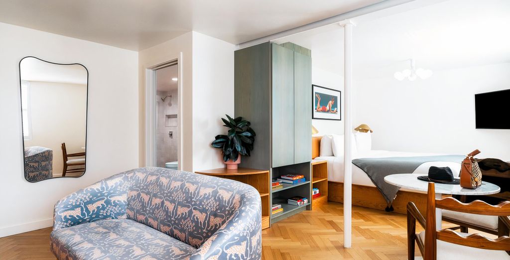 Combinato: Short Stories Hotel e Fontainebleau Las Vegas 4*
