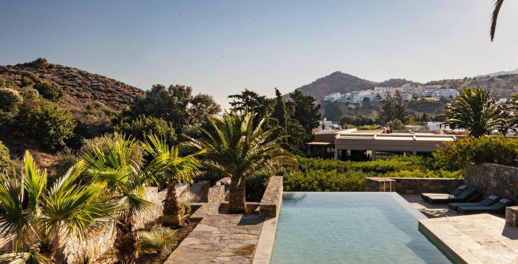 Hôtel Paralos Irini Mare 4*