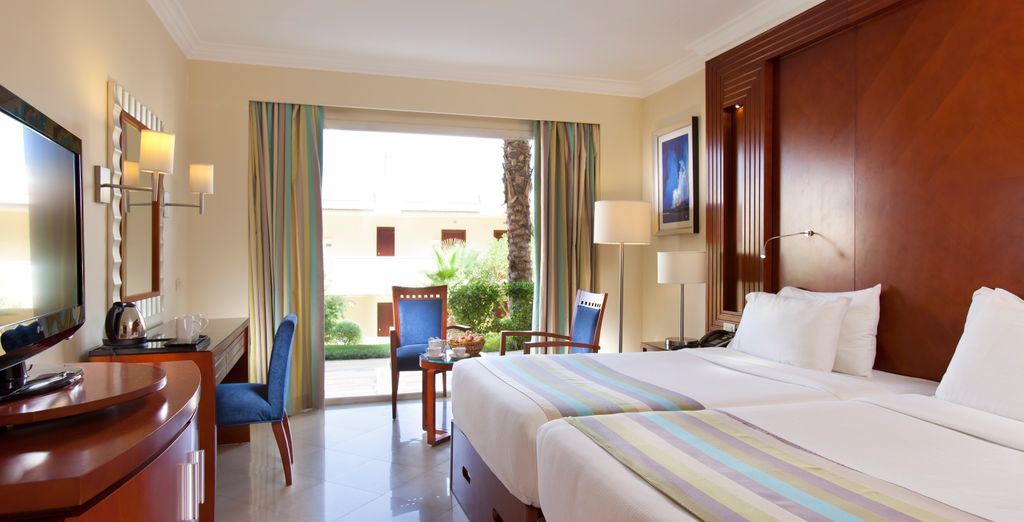 Xperience Sea Breeze Resort 5*