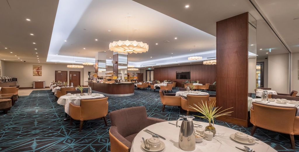 City Sleeper at Royal National Hotel 4*