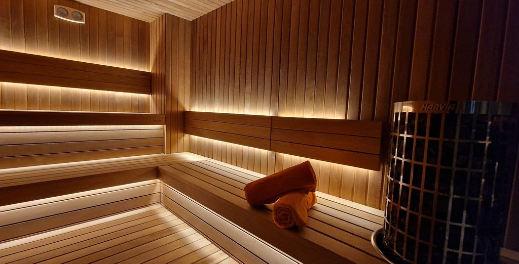 Noru Hotel 4*    