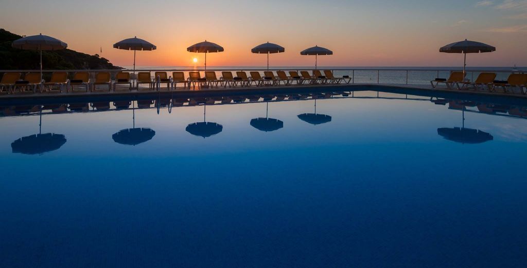 Hotel Htop Caleta Palace 4*