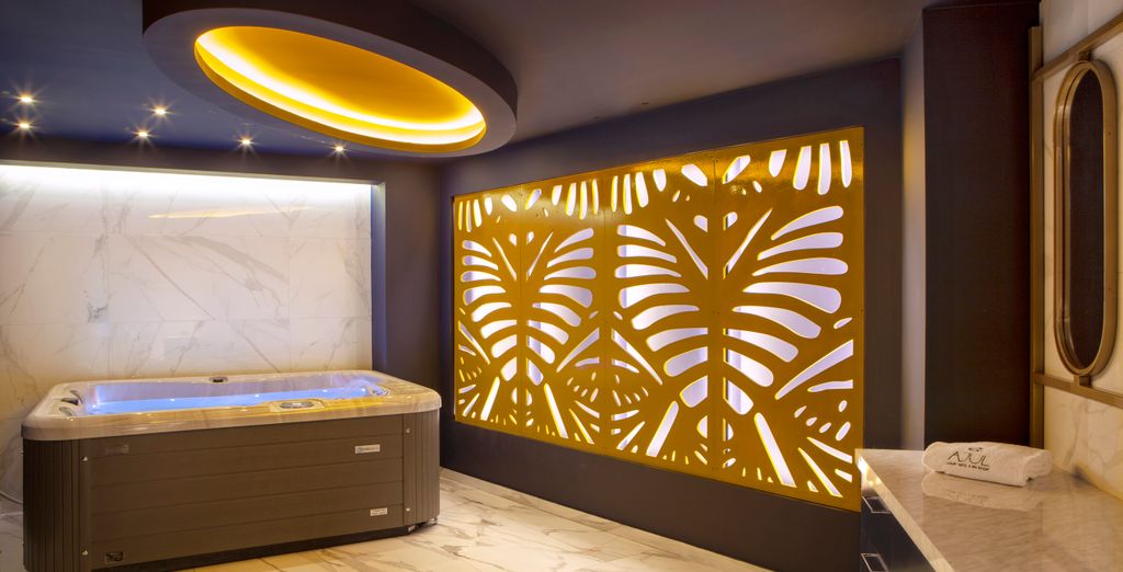 Ajul Luxury Hotel & Spa Resort 5*