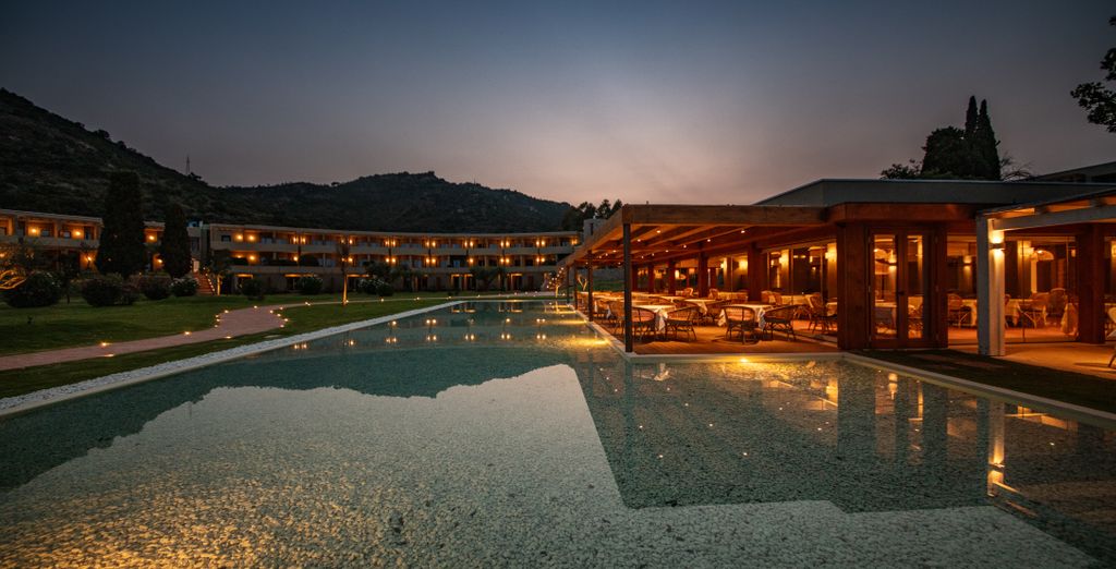 Is Molas Resort 4*