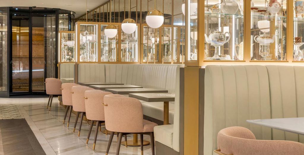 The Emerald House Lisbon 4* - Curio Collection By Hilton