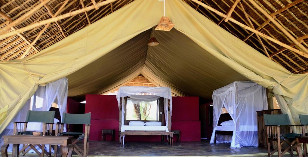 Jacaranda Beach Resort 4* con possibile safari da 1 a 3 notti