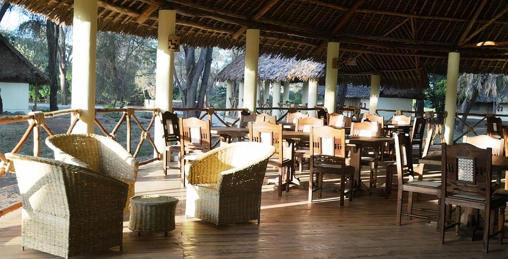 Jacaranda Beach Resort 4* con possibile safari da 1 a 3 notti