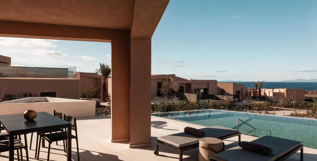 Domes Novos Santorini 5*