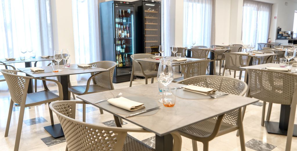 AHG Hotel Riva Del Sole 4*