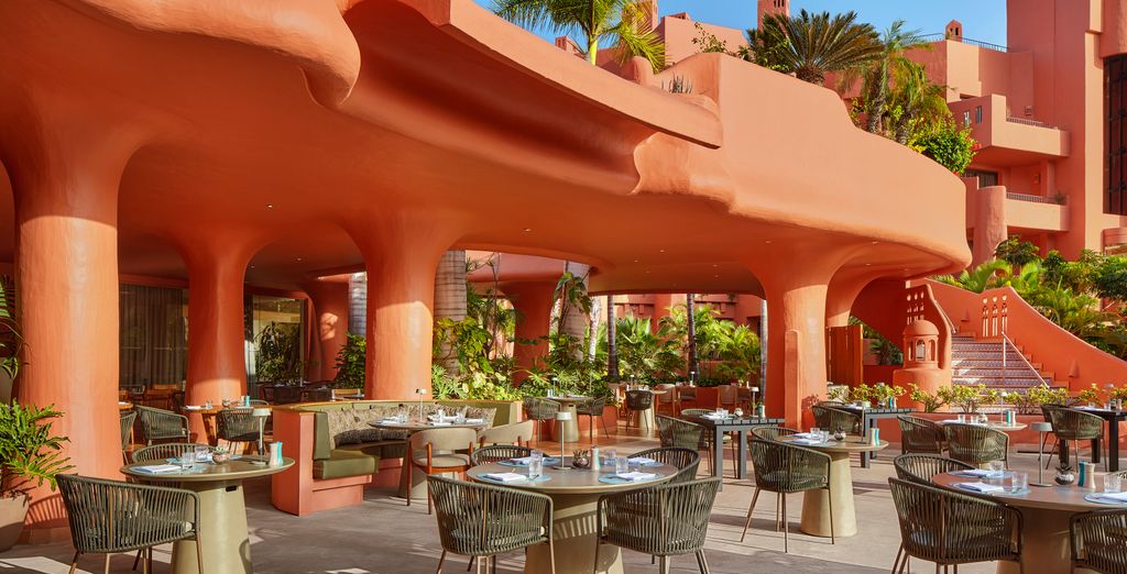 Tivoli La Caleta Tenerife Resort 5*
