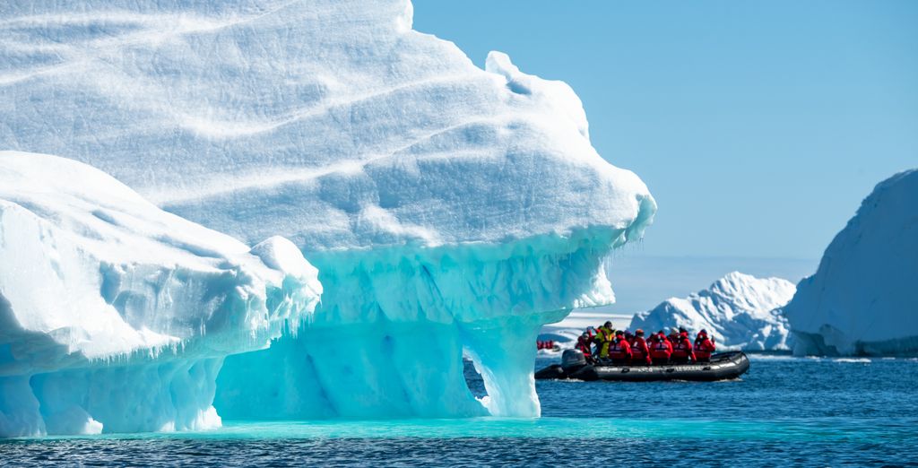 Crociera Ponant: Dalle Isole Falkland all'Antartide