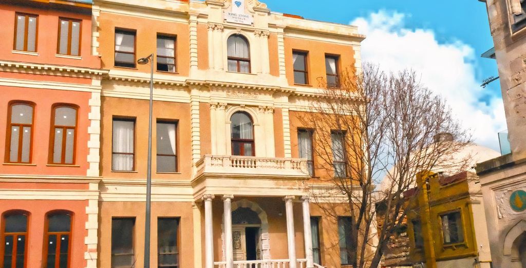 Ring Stone Hotel Old City 4*