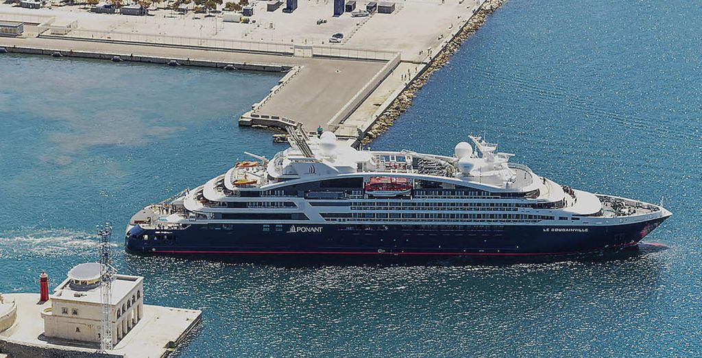 Crociera Ponant: Tra le città desertiche e futuristiche del Golfo Persico