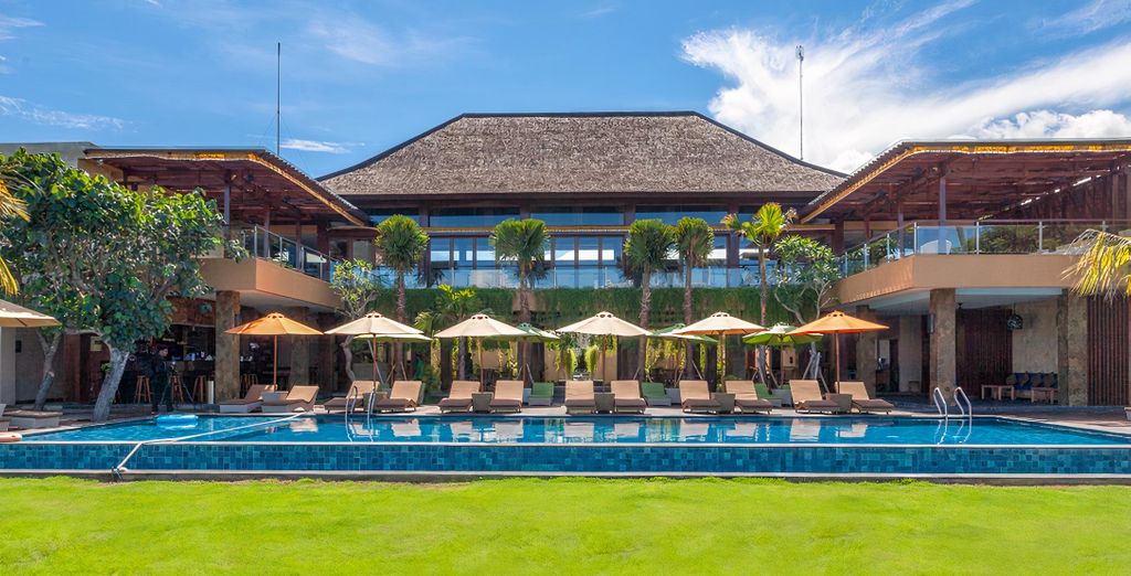 Combinato 4* Sanctoo Suites & Villas, D'Nusa Beach Club and Resort e Balicosy Villa