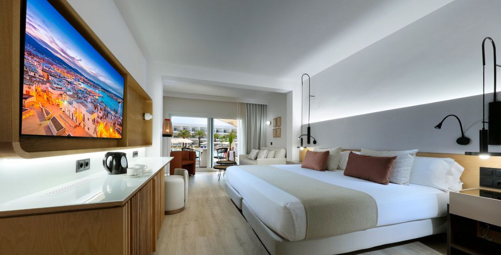 Grand Palladium Palace Ibiza Resort & Spa 5*