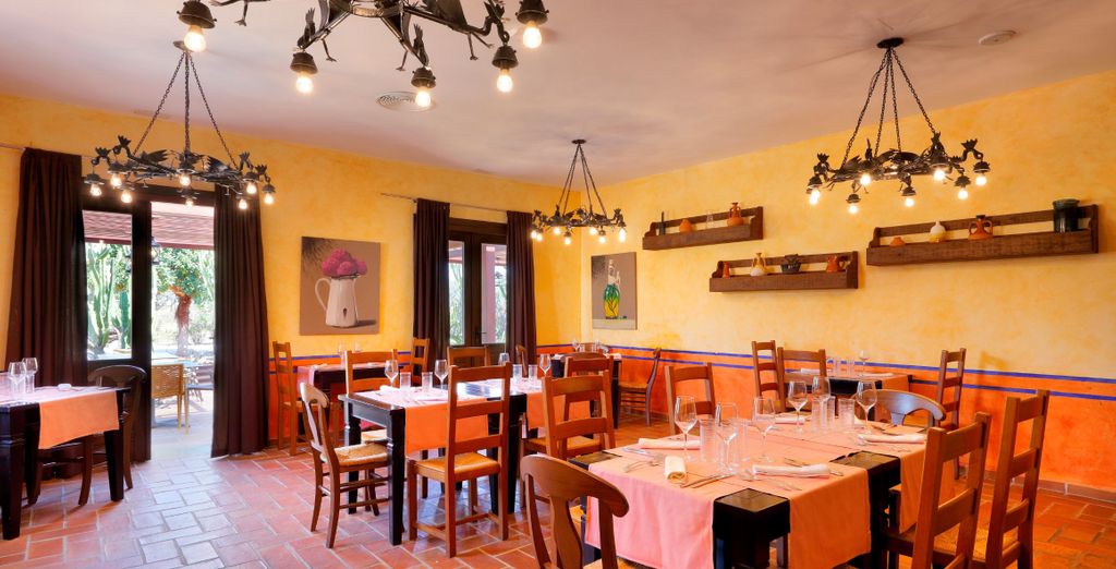 Grand Palladium Palace Ibiza Resort & Spa 5*