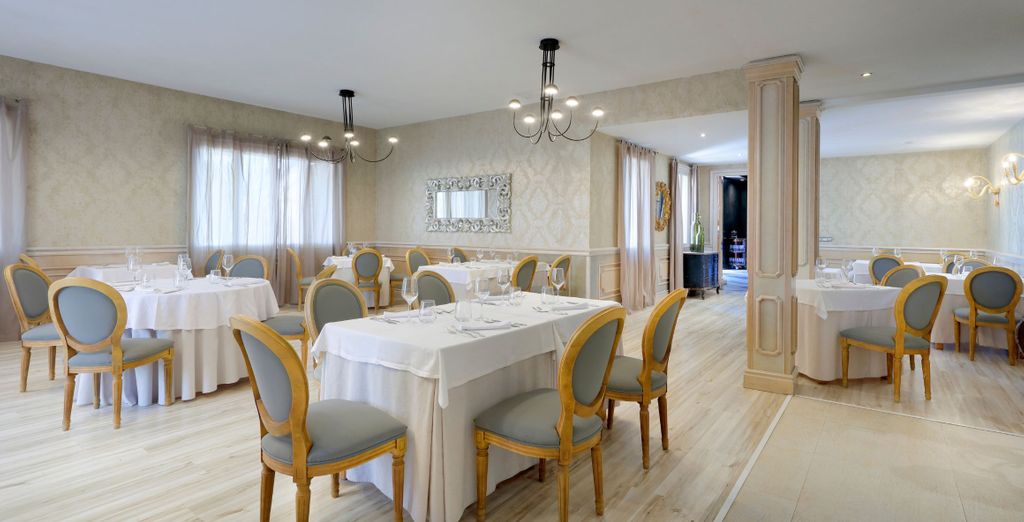 Grand Palladium Palace Ibiza Resort & Spa 5*