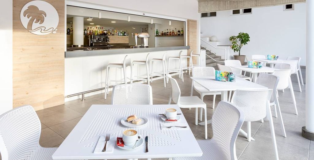 Tropical Park Hotel 4*