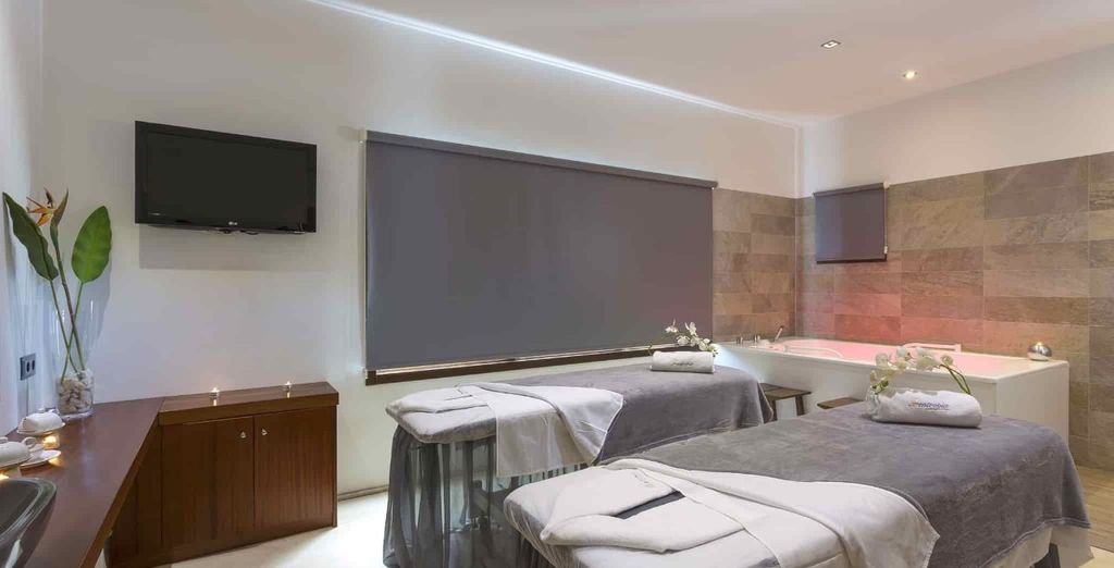Grand Palladium Palace Ibiza Resort & Spa 5*