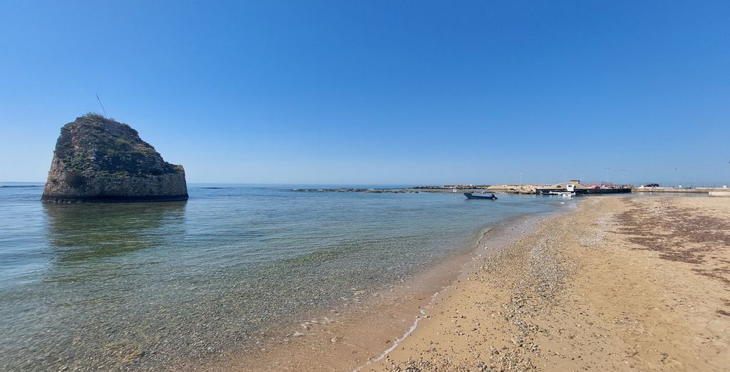 Soggiorno in libertà: Lusso e mare cristallino nel cuore della regione