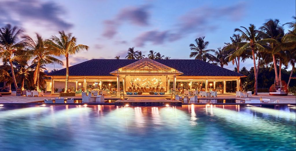 NH Maldives Havodda Resort 5*