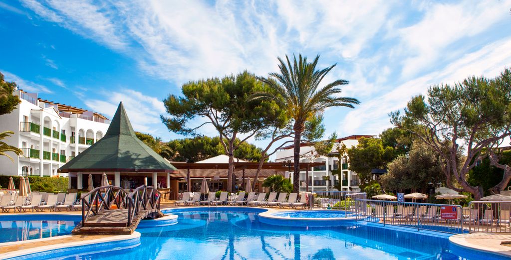 VIVA Cala Mesquida Resort & Spa 4*