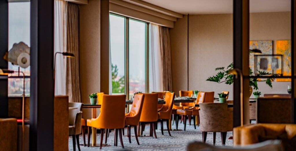 Grand Hotel Prague Towers 5*