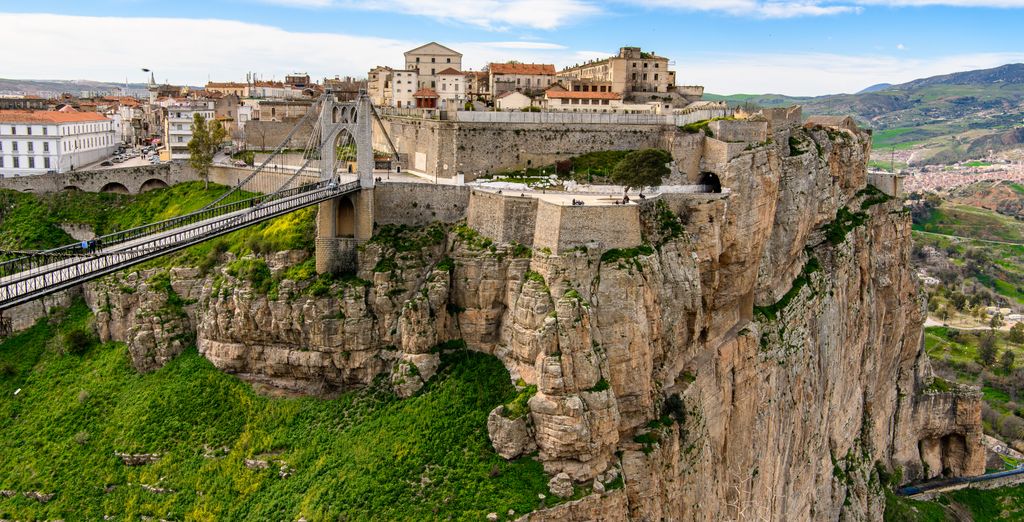 Tour per piccoli gruppi: Dal deserto al Mediterraneo