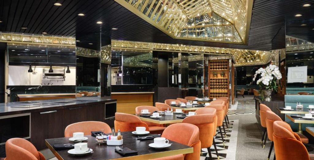 Millennium Hilton New York One UN Plaza 4* e Secrets St. James Montego Bay 5* - Adults Only