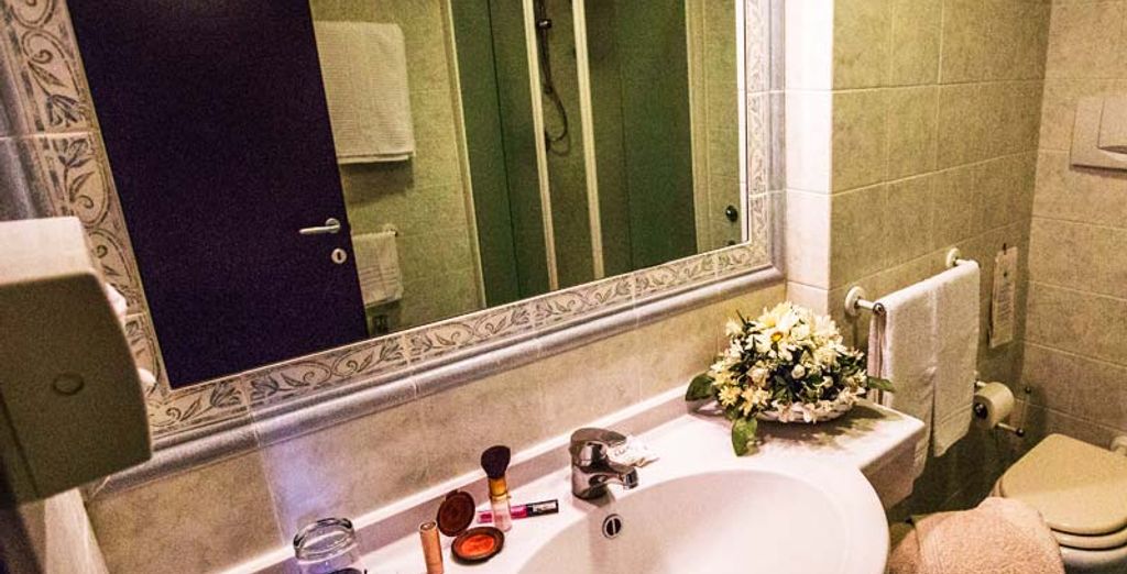 Hotel Capo Est 4*