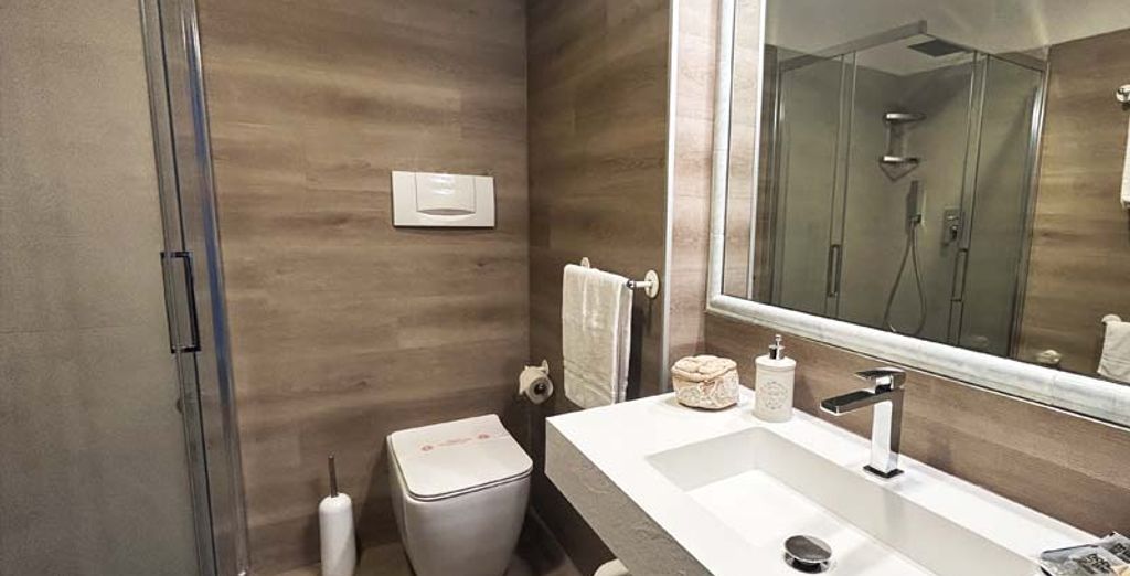 Hotel Capo Est 4*