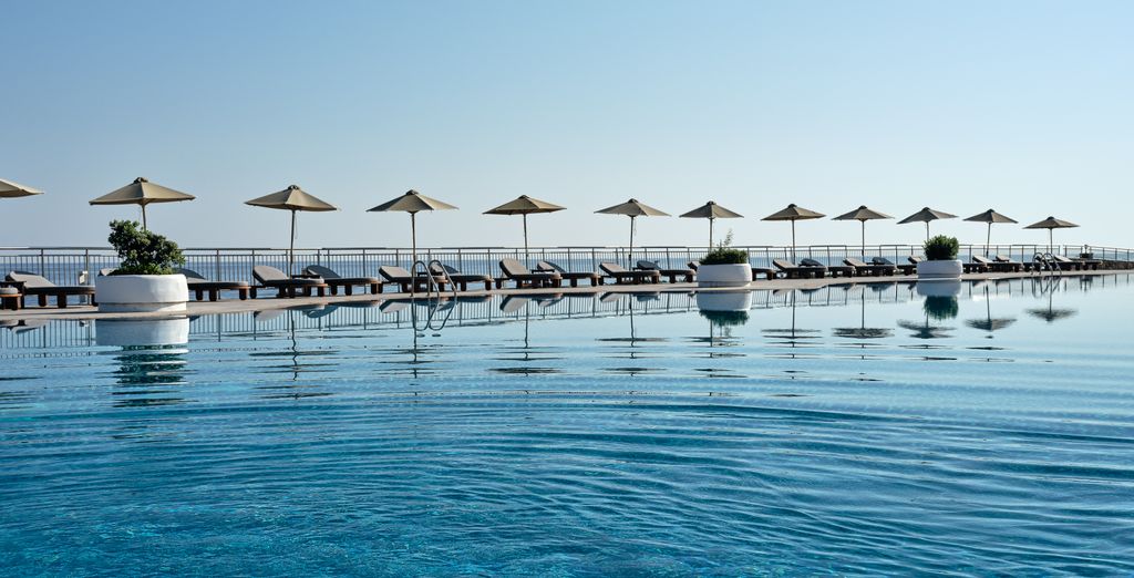 The Royal Blue Resort 5*