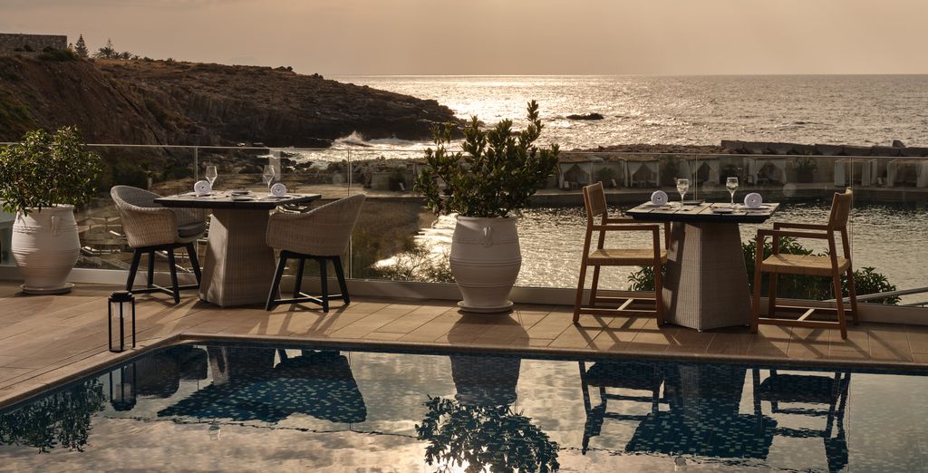 The Royal Blue Resort 5*