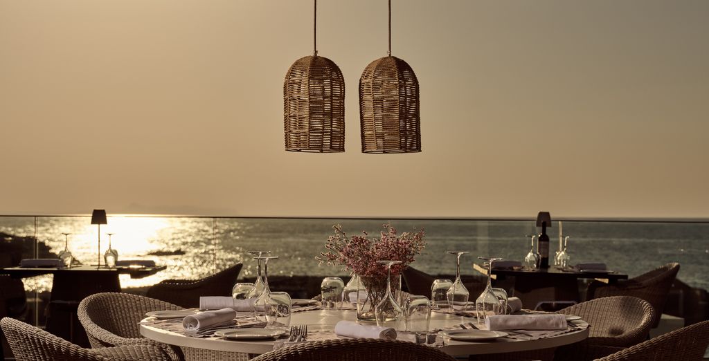 The Royal Blue Resort 5*