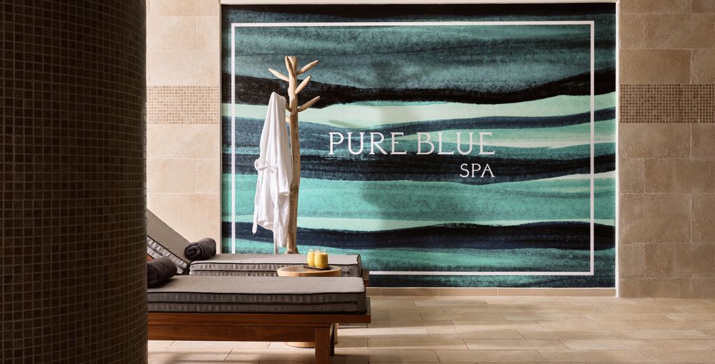 The Royal Blue Resort 5*