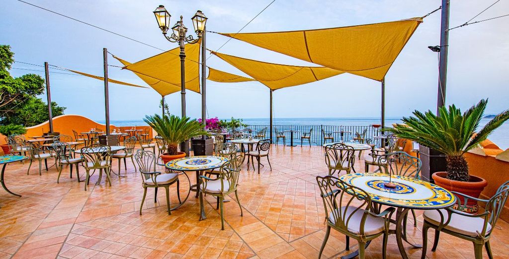 Baia Taormina 4* con posible extensión en Itria Palace 4*