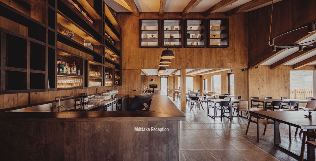 Combinato 4* Grandi by Center Hotels e Highland Base at Kerlingarfjöll
