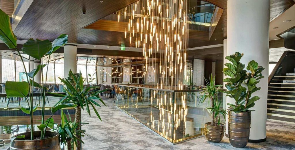 Grand Plaza Hotel Ljubljana 5*