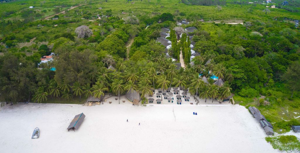 Safari collettivo ed estensione al Pinewood Beach Resort & Spa 4*
